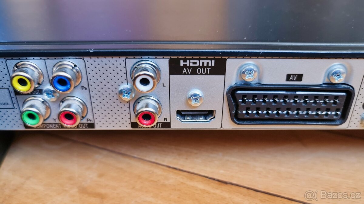 DVD přehrávač Panasonic DVD-S68 + 20 DVD - 5