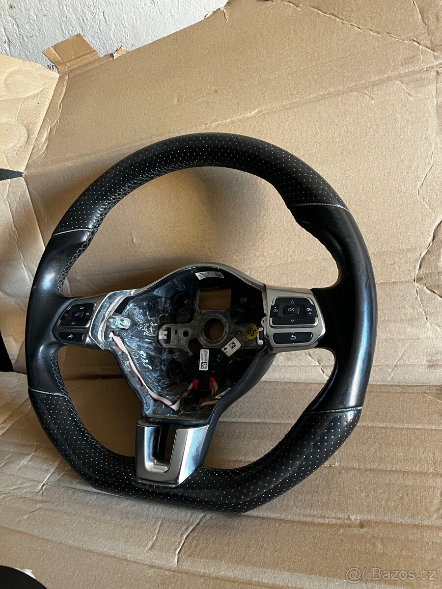 Originální multifunkční volant VW Scirocco + airbag, kůže - 5
