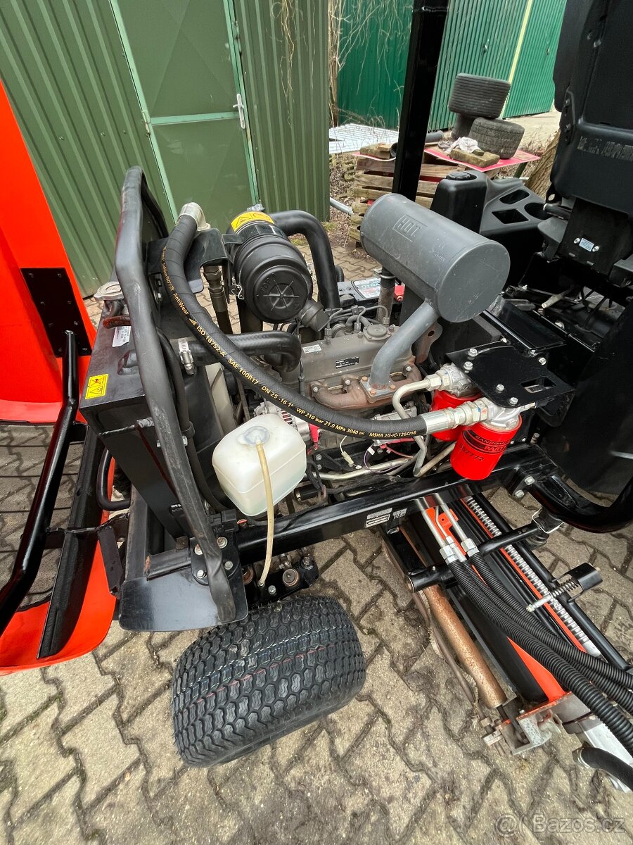 Jacobsen LF570 pohon 4x4 - 5