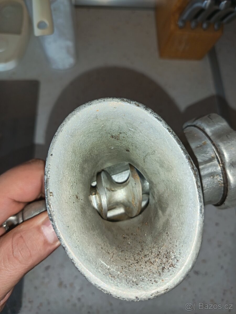 Starý mlýnek na maso SFINX 5 - 5