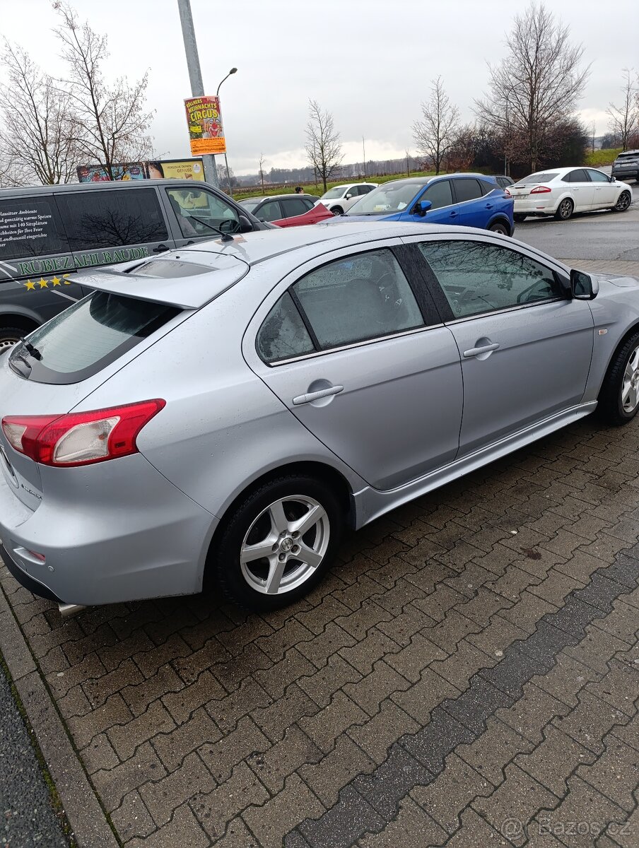 Mitsubishi Lancer 1,8,105kw,144000km,2010 - 5