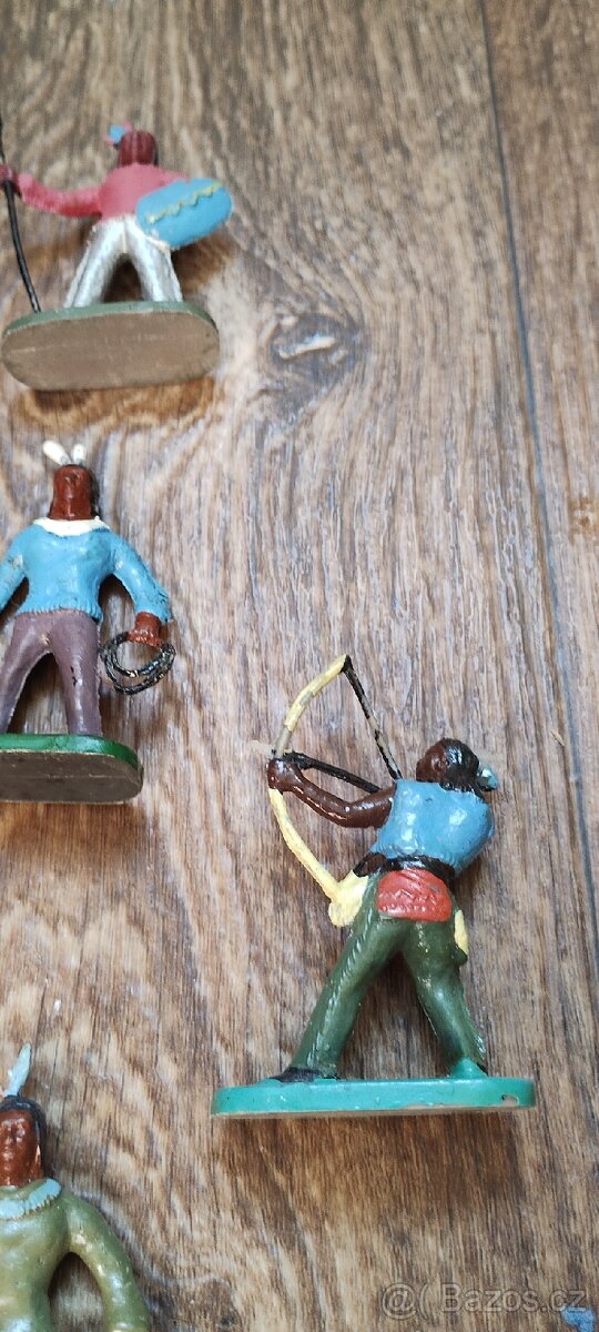 Indiáni figurky 2 z NDR - 5