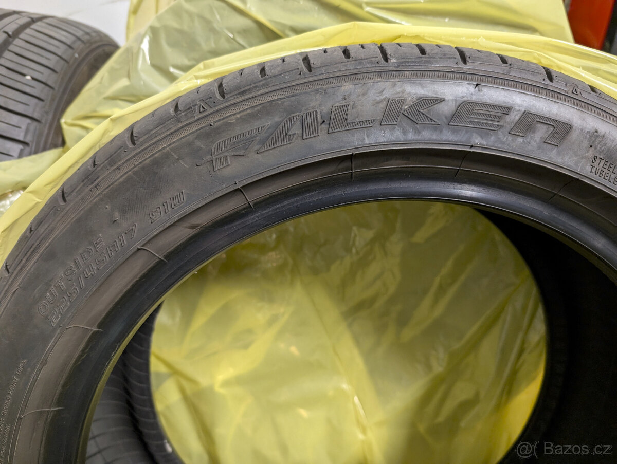 Sada letnich pneumatik 225/45 R17 - 5