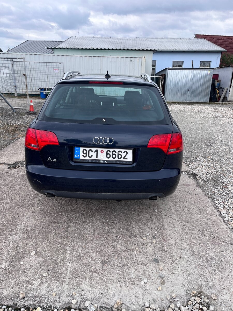 Audi A4 2.5tdi..combi.....manuál - 5