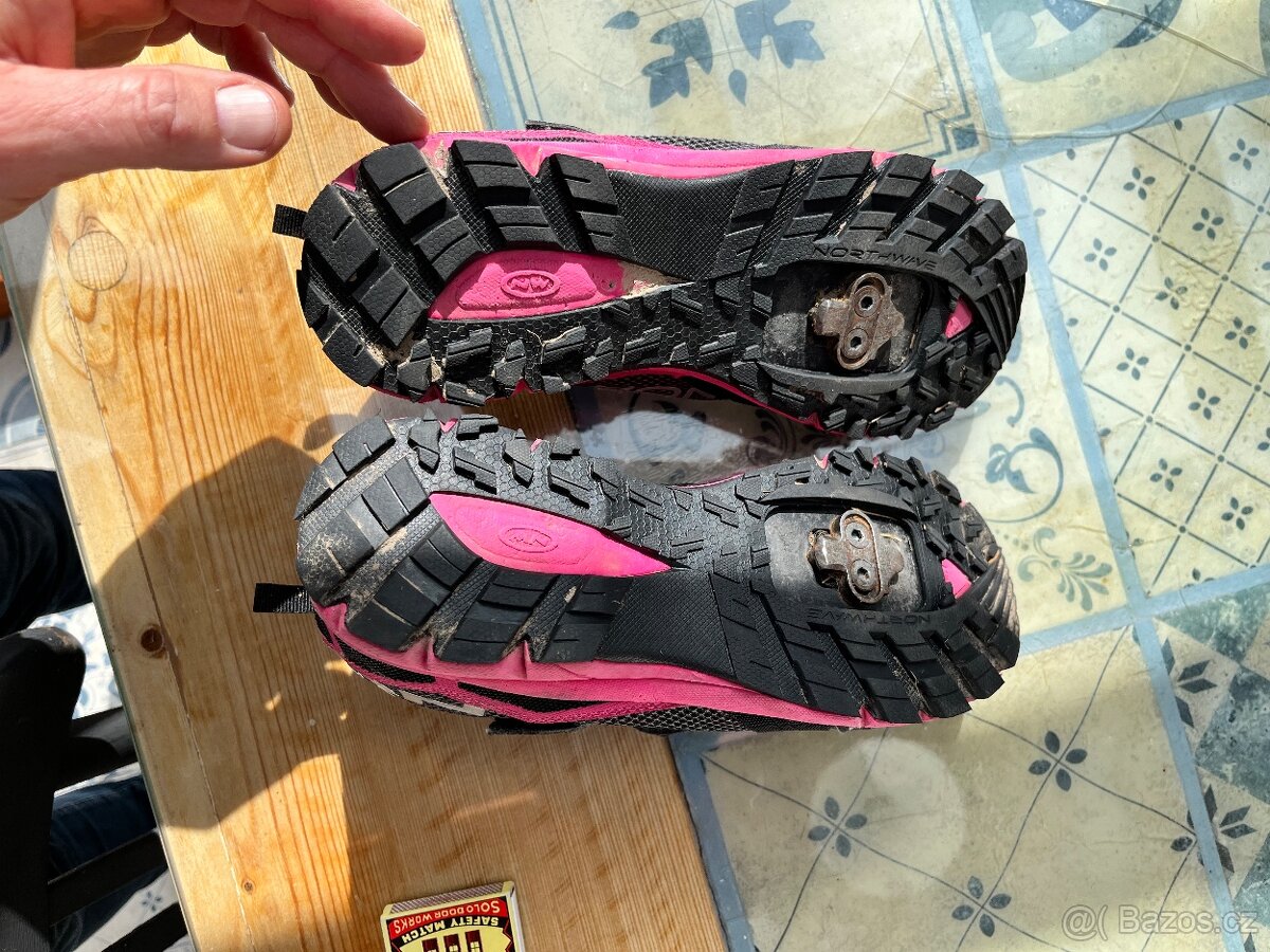 Tretry, boty na kolo - 5