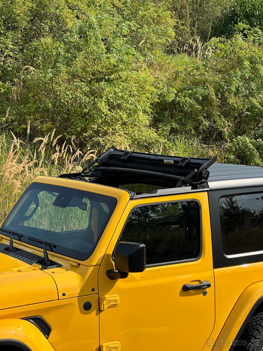 Jeep Wrangler 3.6L 2021 80TH Aniversary