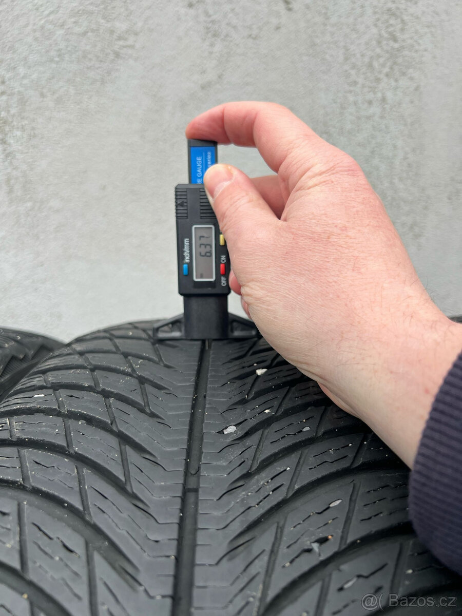 235/60R18 107H sada zimní pneu MICHELIN ALPIN 5 - 5