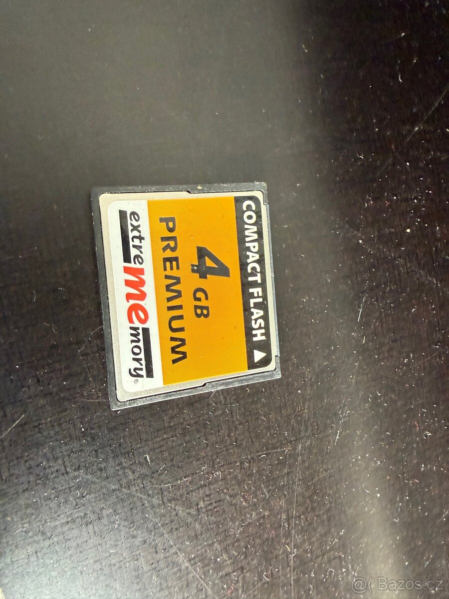 Roland E50 Arranger Keyboard - 5