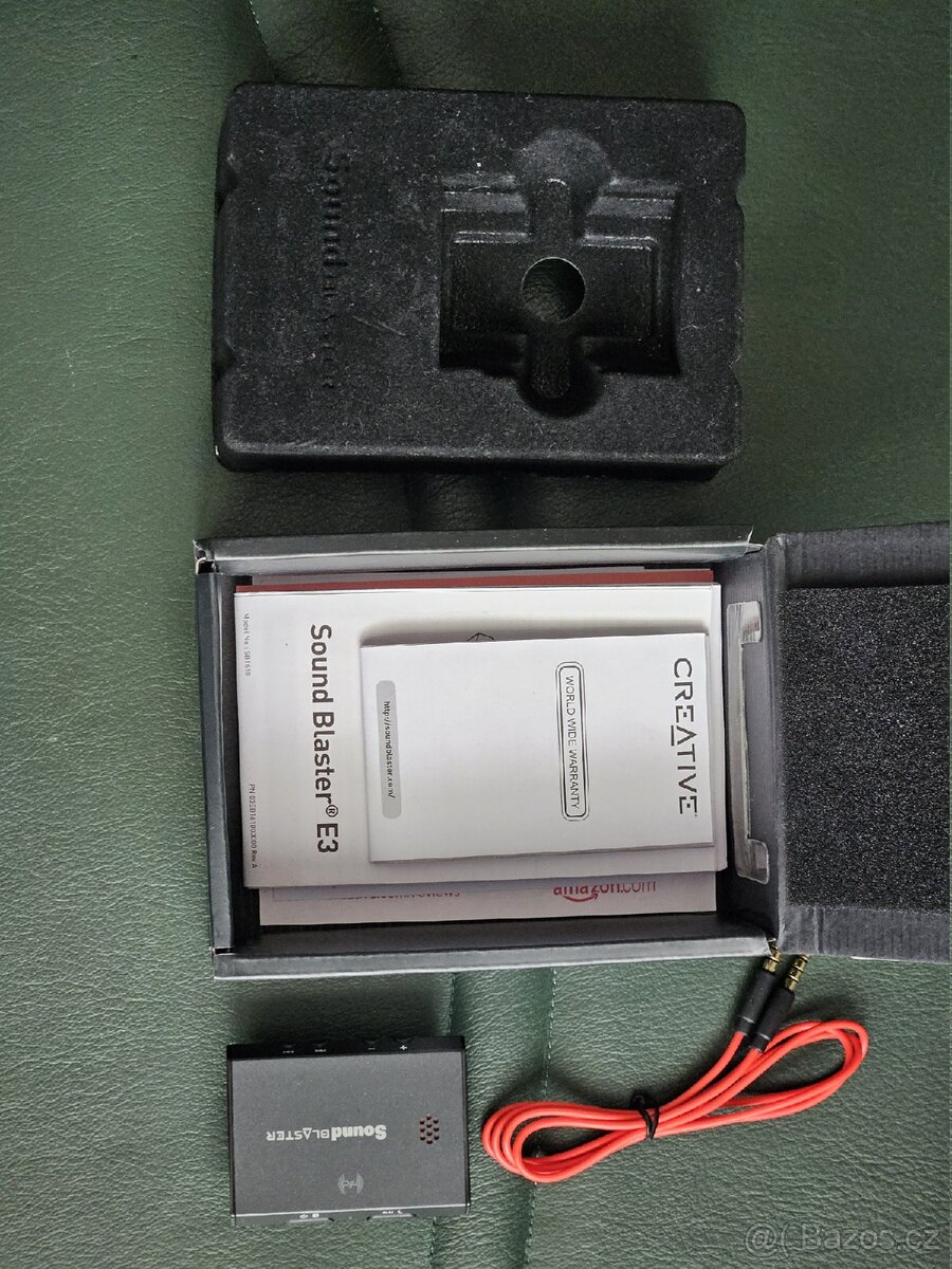 Bluetooth zesilovač na sluchátka Creative Sound Blaster E3 - 5