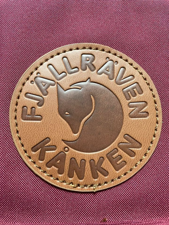 Nový batoh Fjällräven Kanken 7L vínový s hnědými prvky - 5