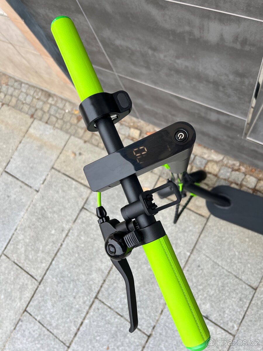 Elektrokoloběžka City Boss RS350 - 5