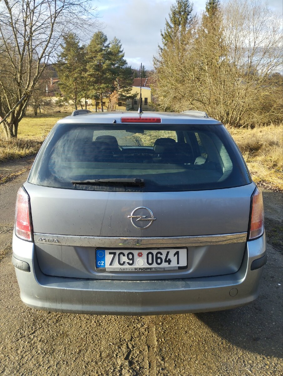 OPEL ASTRA CARAVAN 1.6 R.V.2006 - 5