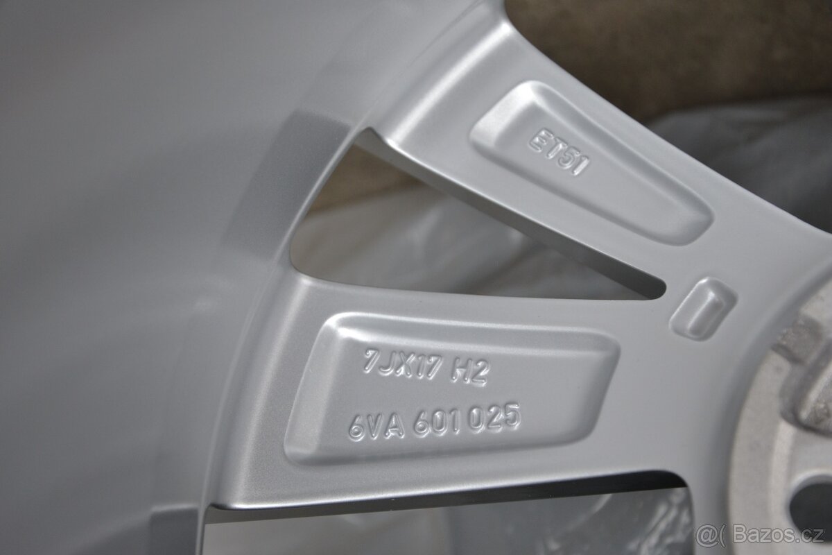 Š.Fabia IV/VW Polo.S.Ibiza -NOVÁ zimní ALU sada 215/45R17 - 5