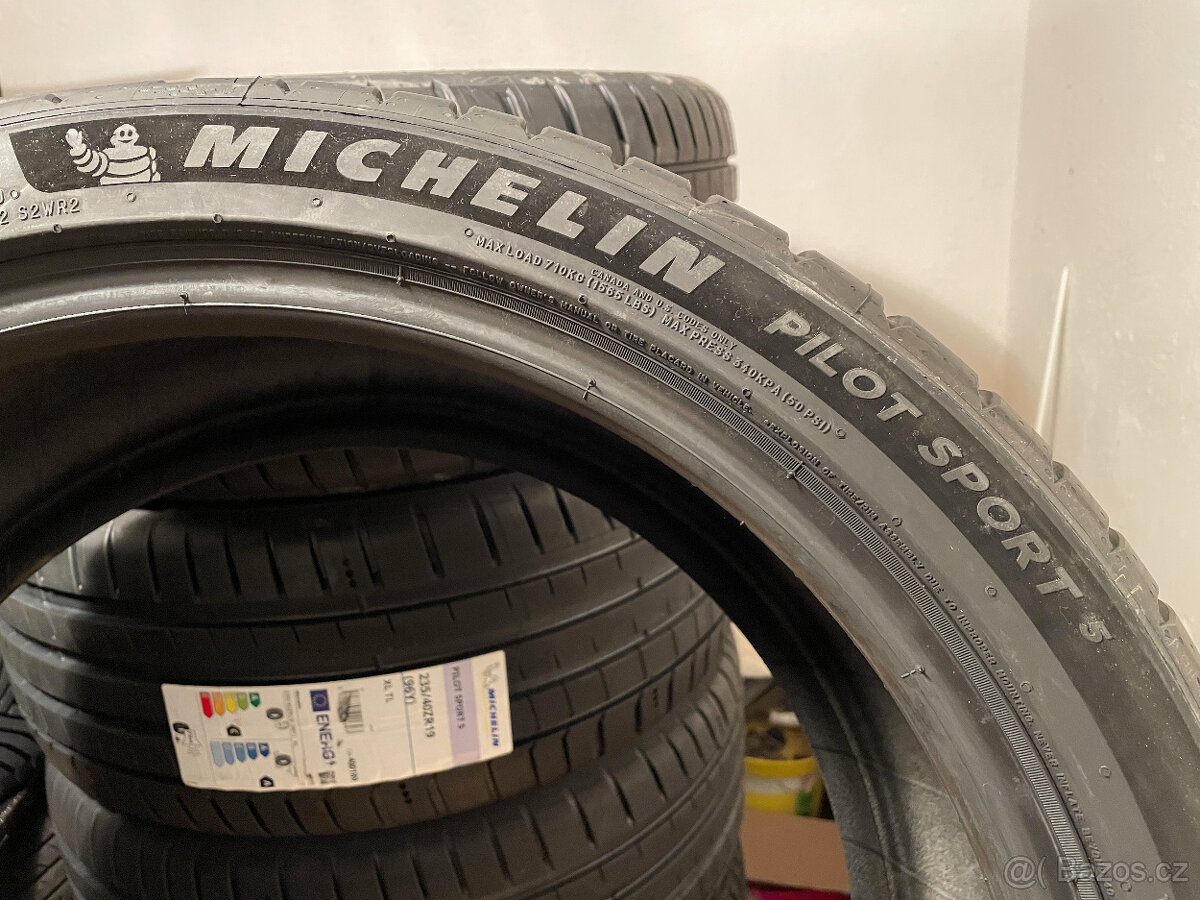 NOVÉ MICHELIN PILOT SPORT 5 235/40/19 96Y XL FR DOT2024 - 5