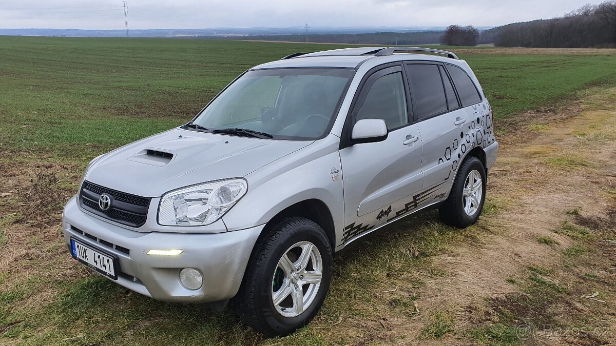 Toyota RAV4 2.0 85kW, 4x4 , r.v.2004 - 5