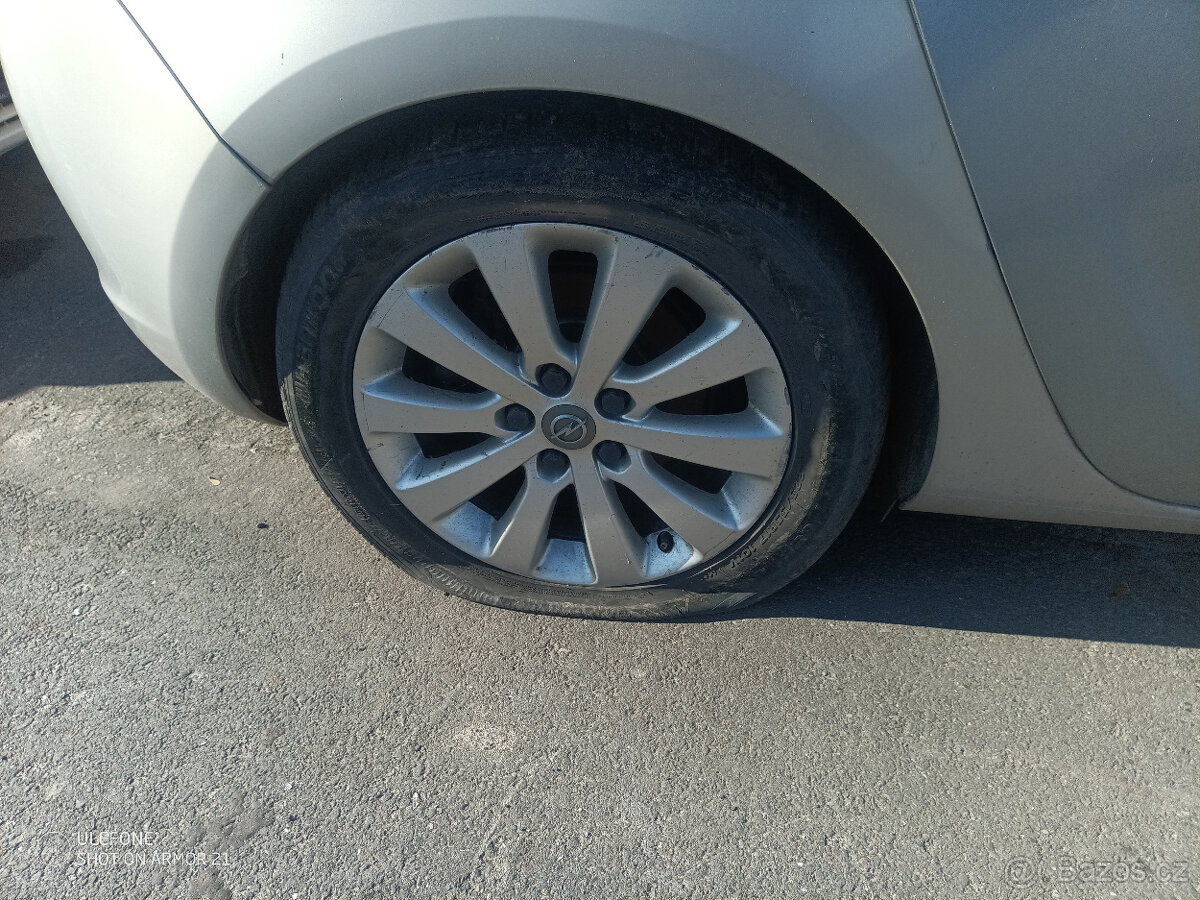 opel astra j 1.7 92 kw - 5