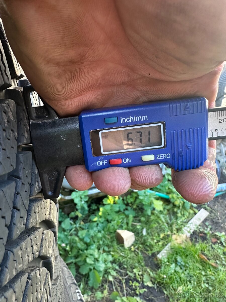 2ks zimních pneu 215/60 R16 - Bridgestone - 5