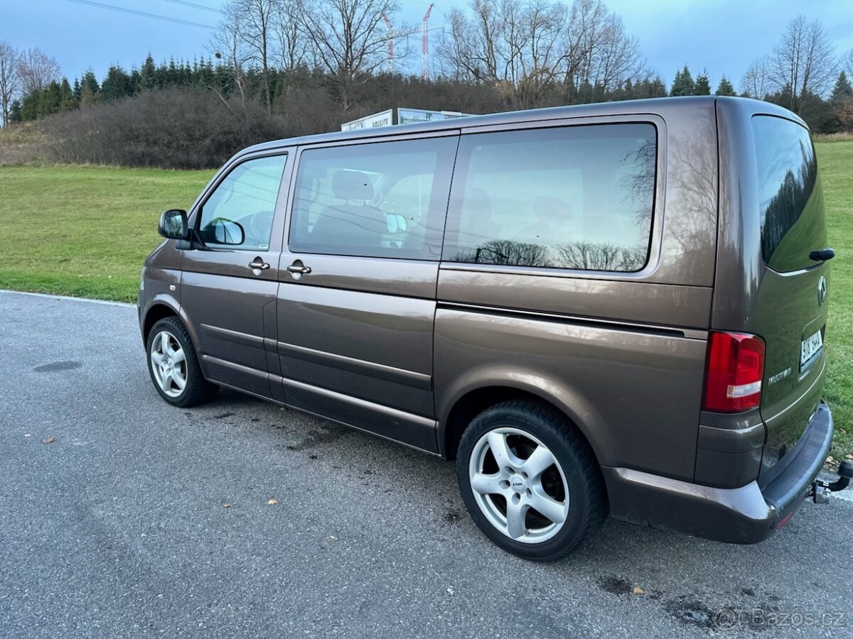 VW Multivan T5, 2.0 TDI 103 KW, manuál. - 5