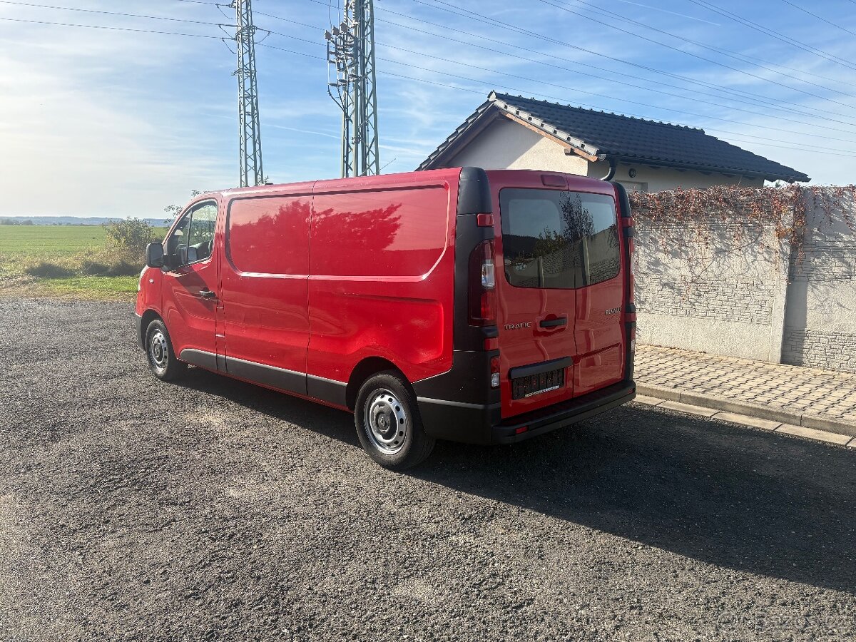 Renault Trafic long 1.6 DCI, 70KW 11/2017 175000km NOVÁ STK - 5