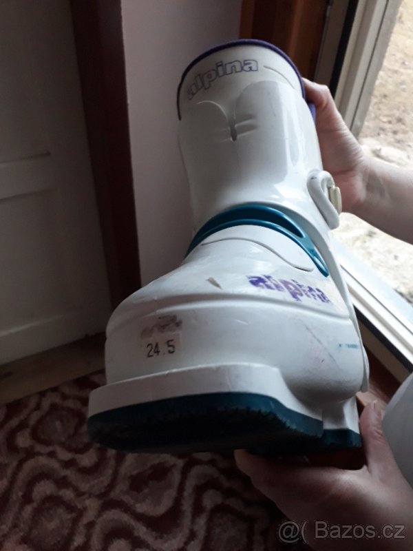 Lyžařské boty - velikost 24,5 - 5