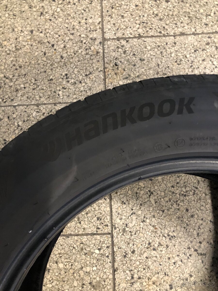 275/50/20 prodám 2 ks letních pneu - 5