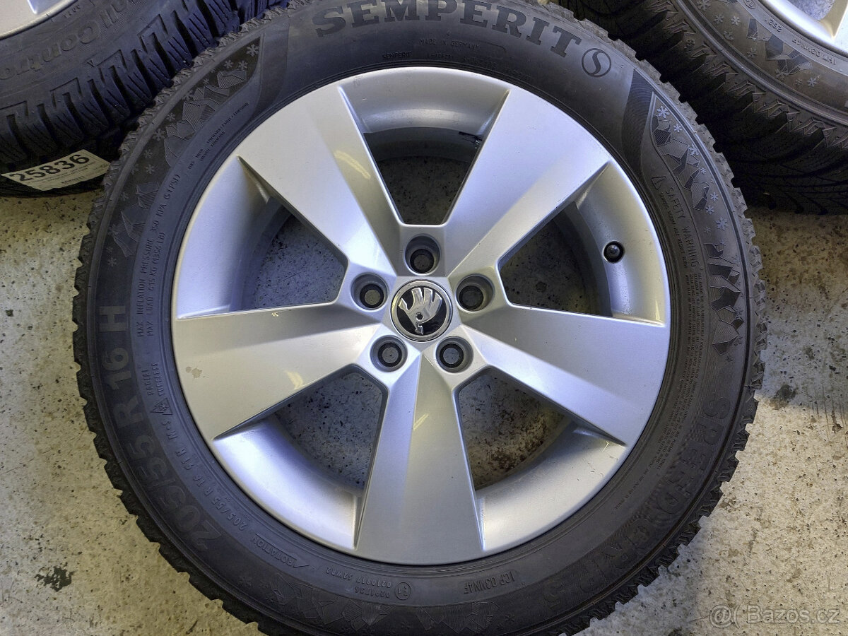 Originál alu kola 16" na Škoda Scala zimní pneu - 5