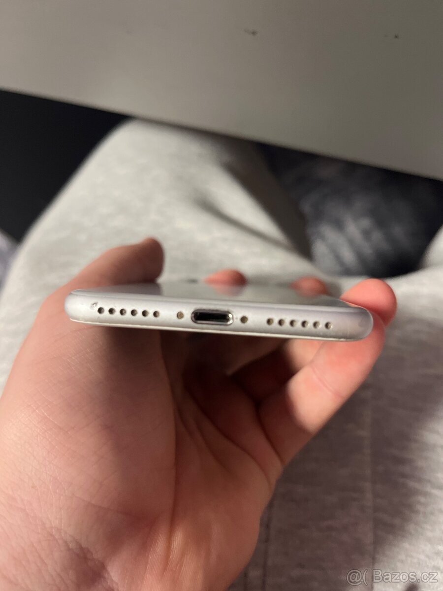 Apple Iphone 7 128GB - 5