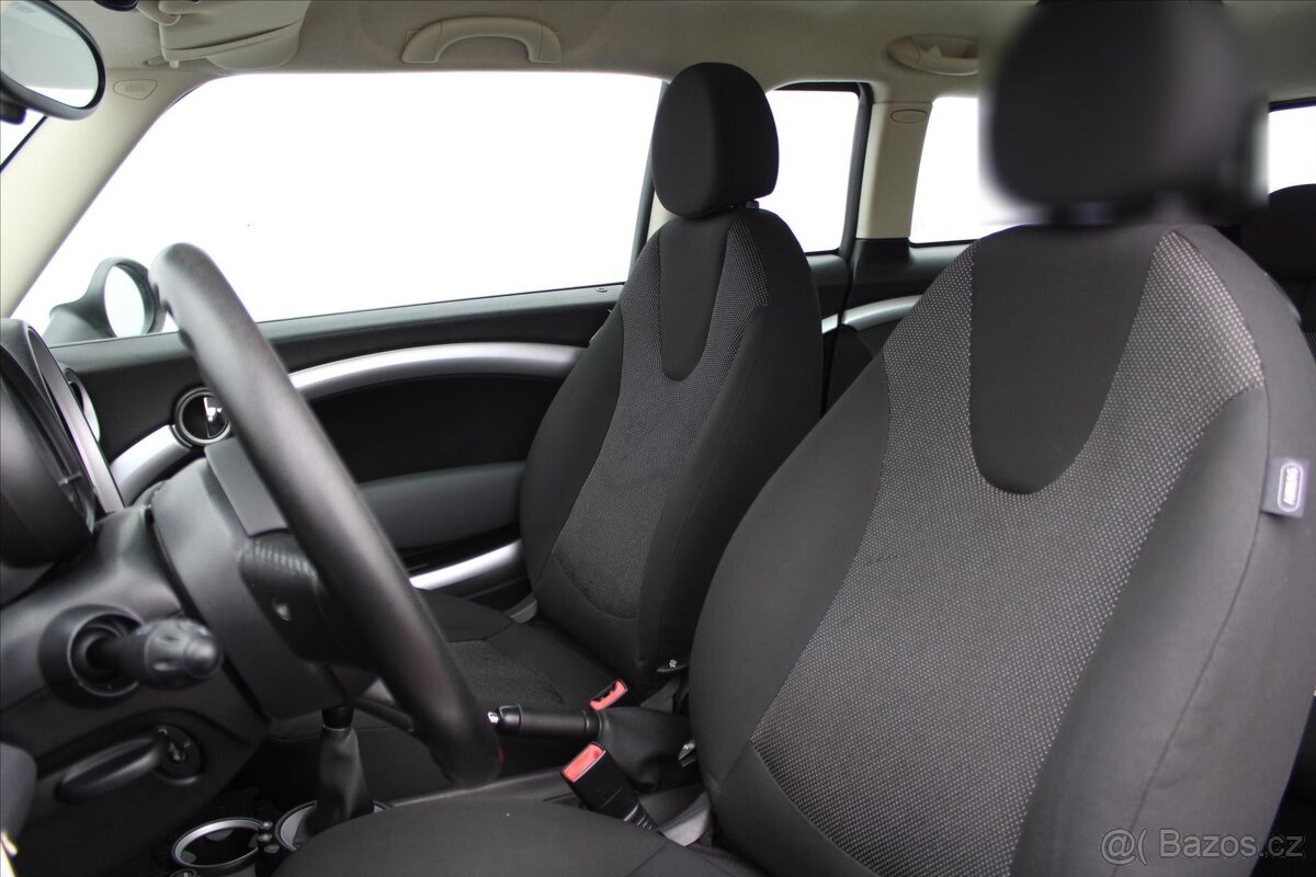 Mini Clubman 1.6D 82kW (2011) - 5