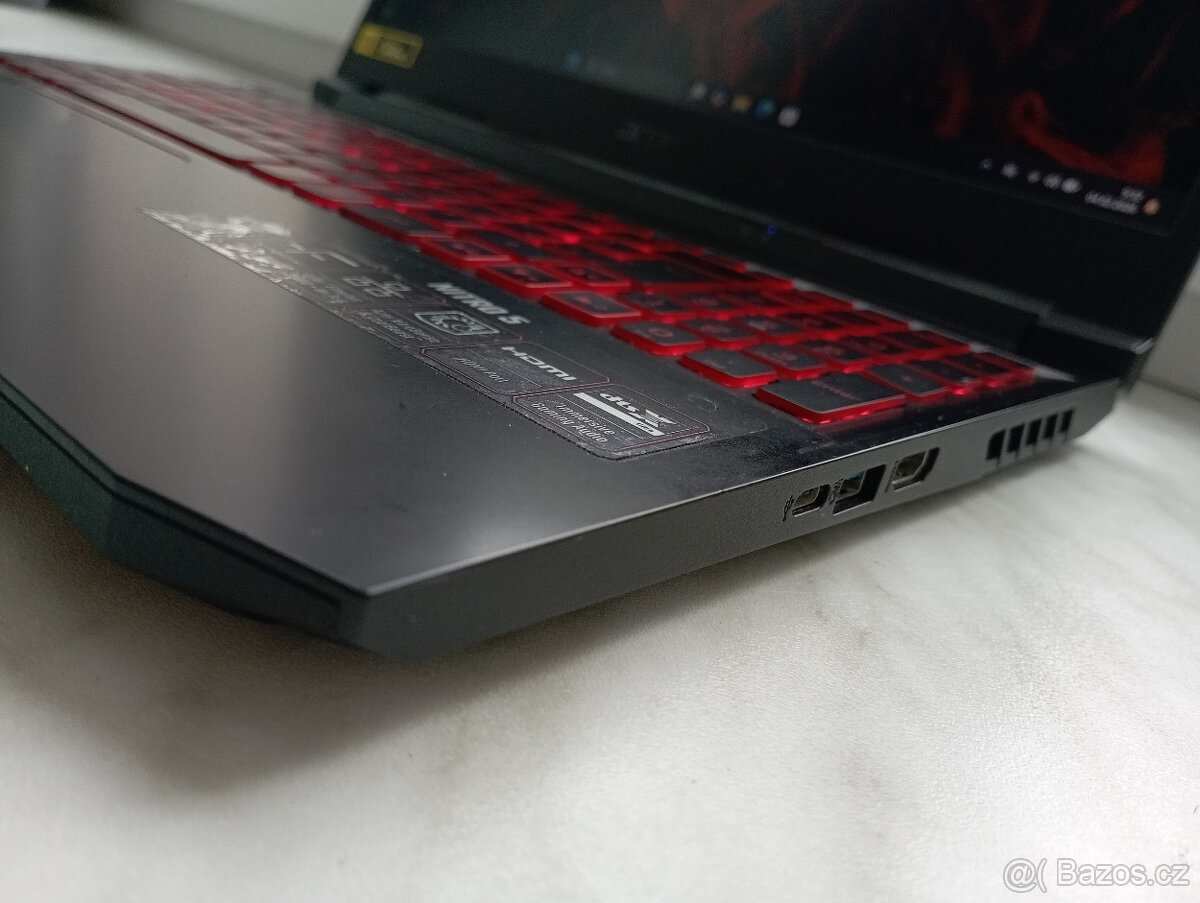 Acer Nitro 5-Herní core i5(10.gen)-8g ddr4-ssd-Full HD - 5