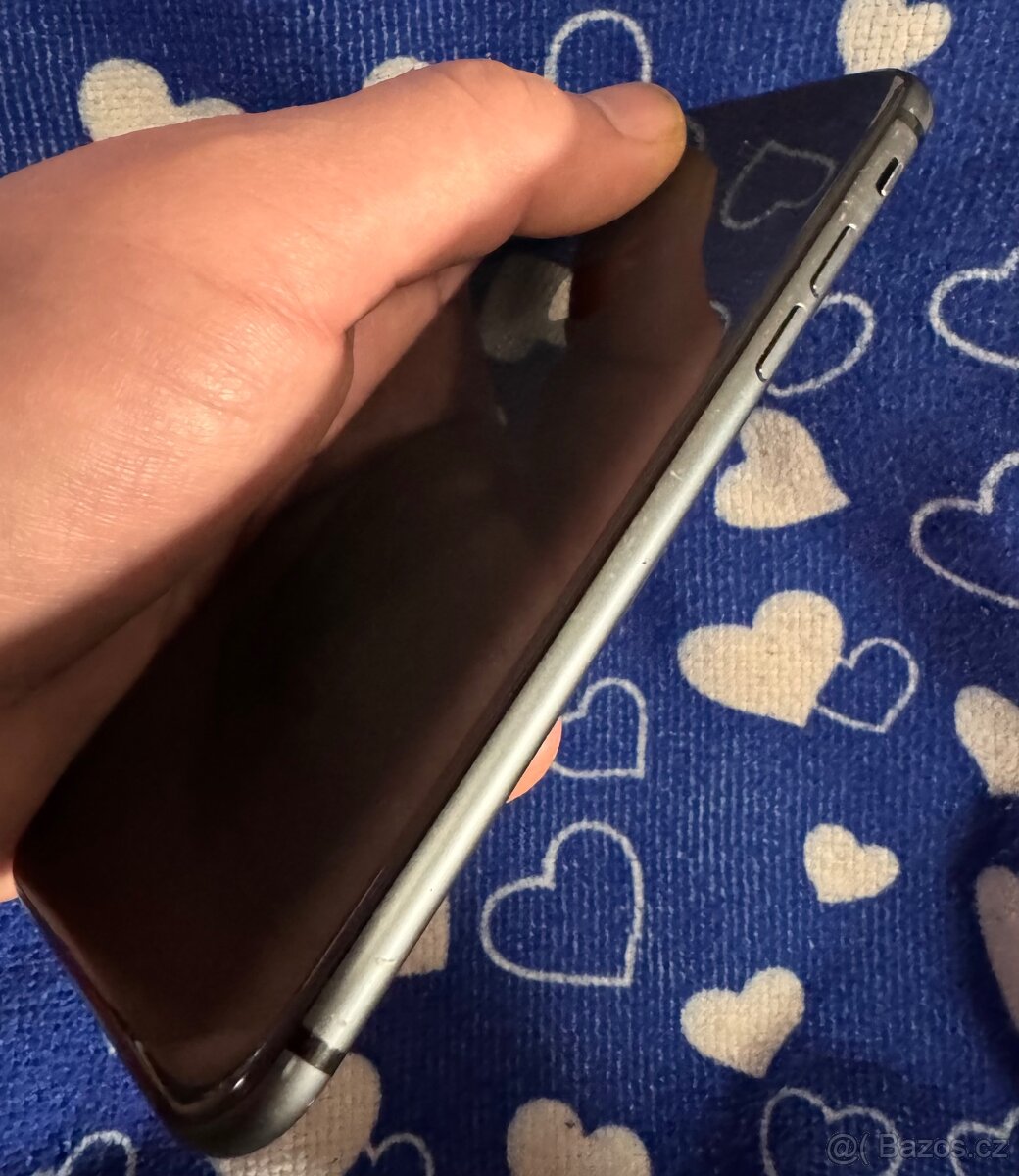 iPhone 8 - 5
