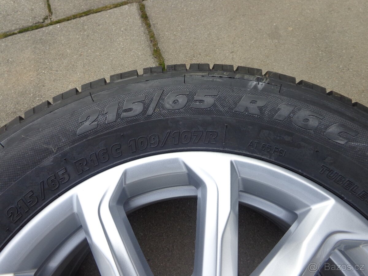 215/65R16C VW Transporter Multivan California zimna sada kol - 5