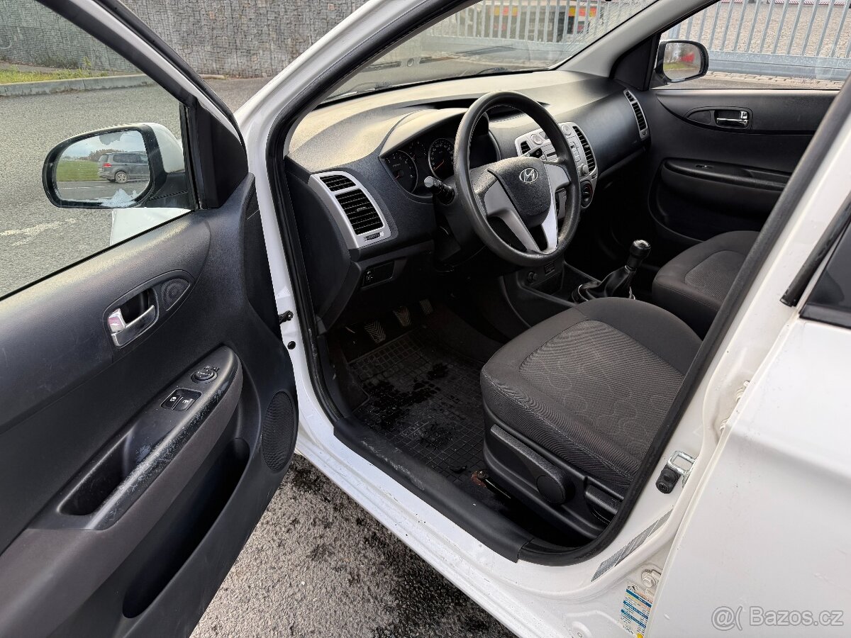 Hyundai I20, 2012 - 5