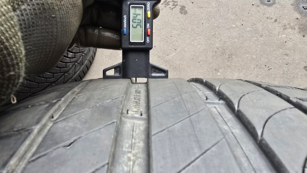 Letní pneu 255/35/19 Kleber - 5