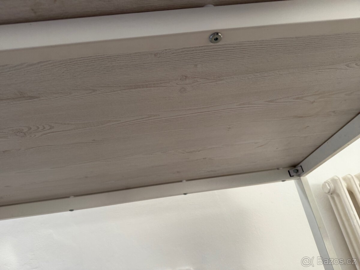 Jídelní stůl v dekoru bílého dřeva - 5