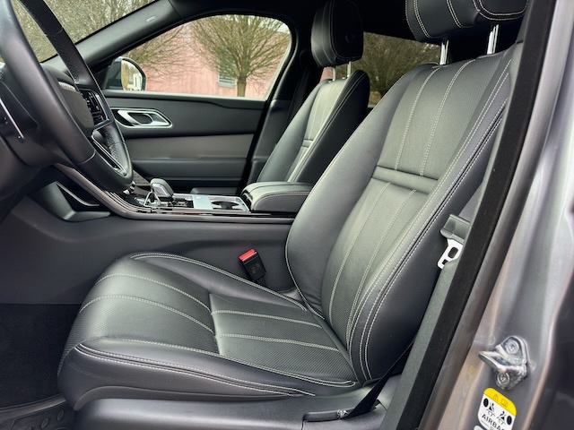 Land Rover Range Rover Velar, r.v. 2021, D200, ČR