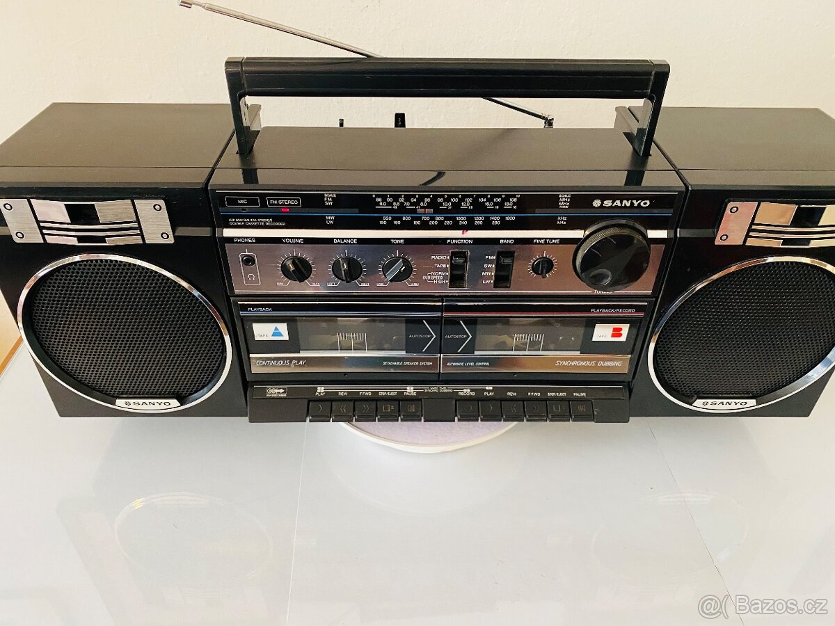 Radiomagnetofon Sanyo M W170l, rok 1987 - 5