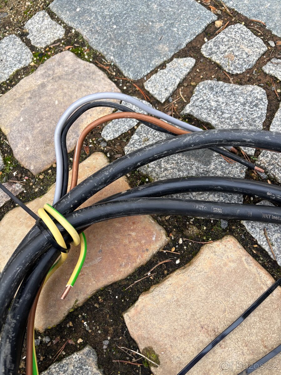 Kabel CYKY-J 4x16 4,7m - 5