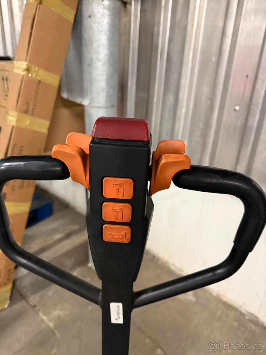 Elektrický paletový vozík (elektrický paleťák) - 5