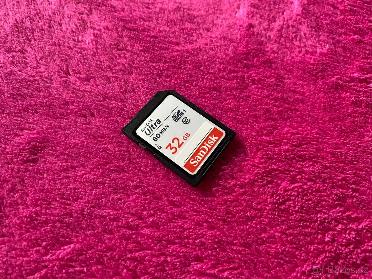 Nikon D3400 černý + 18-55mm AF-P - 5