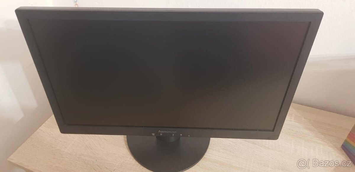 Lenovo 23" - 5