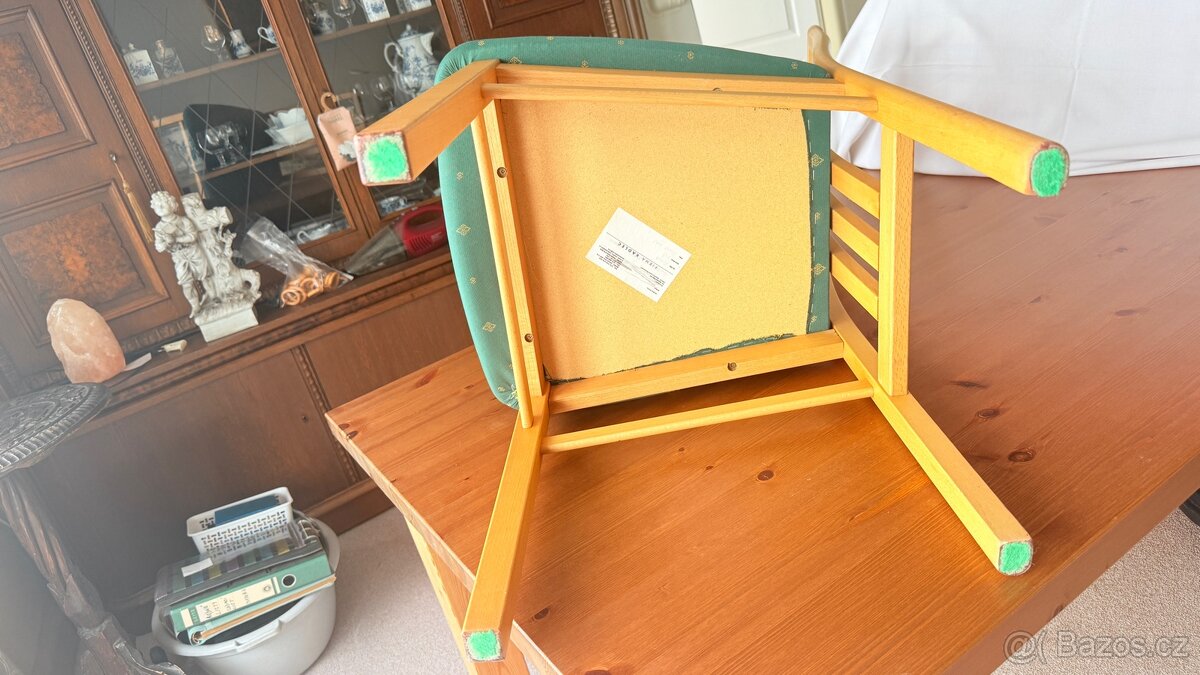 Stůl se židlemi Masív - 5