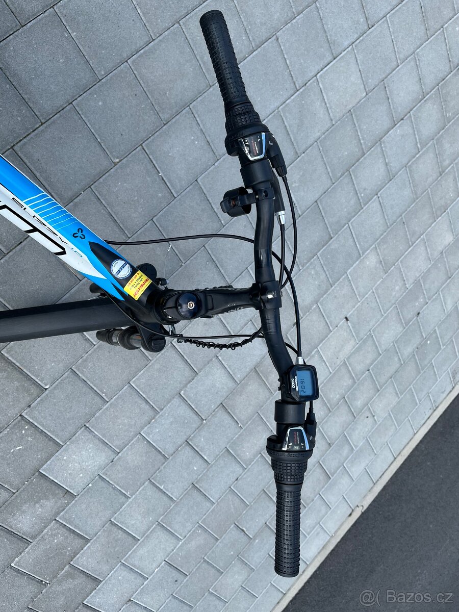 Trekové kolo značky CTM - 5