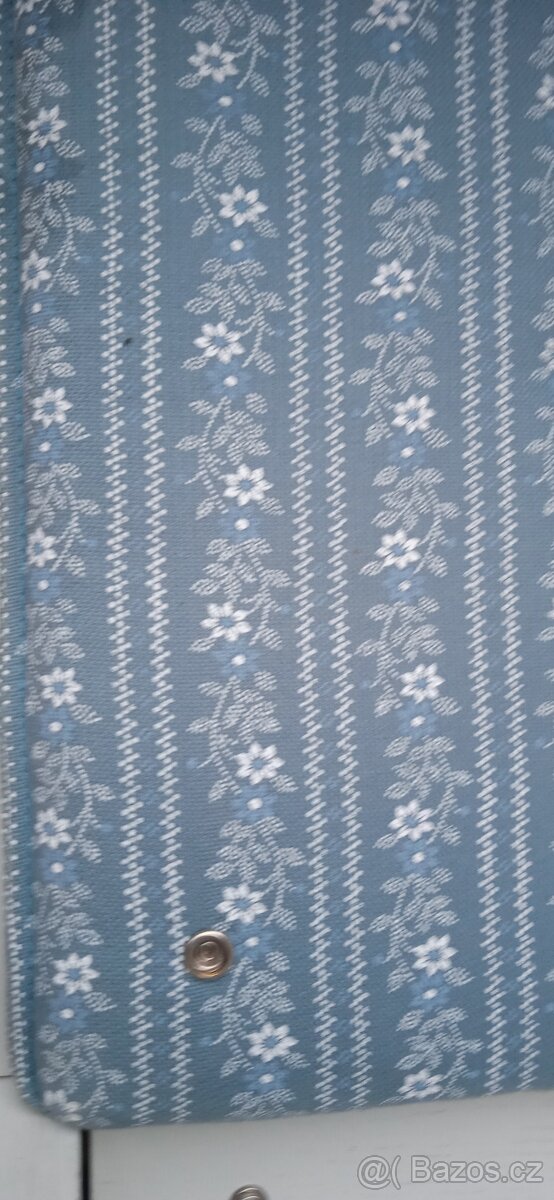 Rohová lavice bílá se stolem +2 židlemi - 5