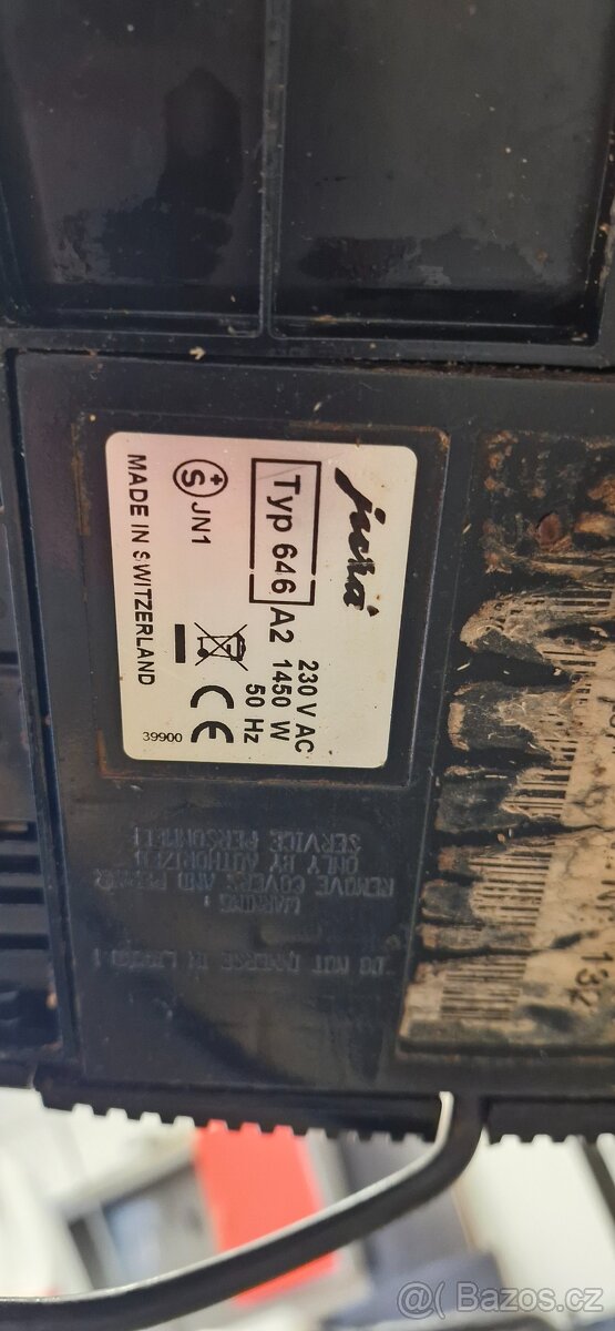 Prodám kávovar jura 646 na DILY - 5