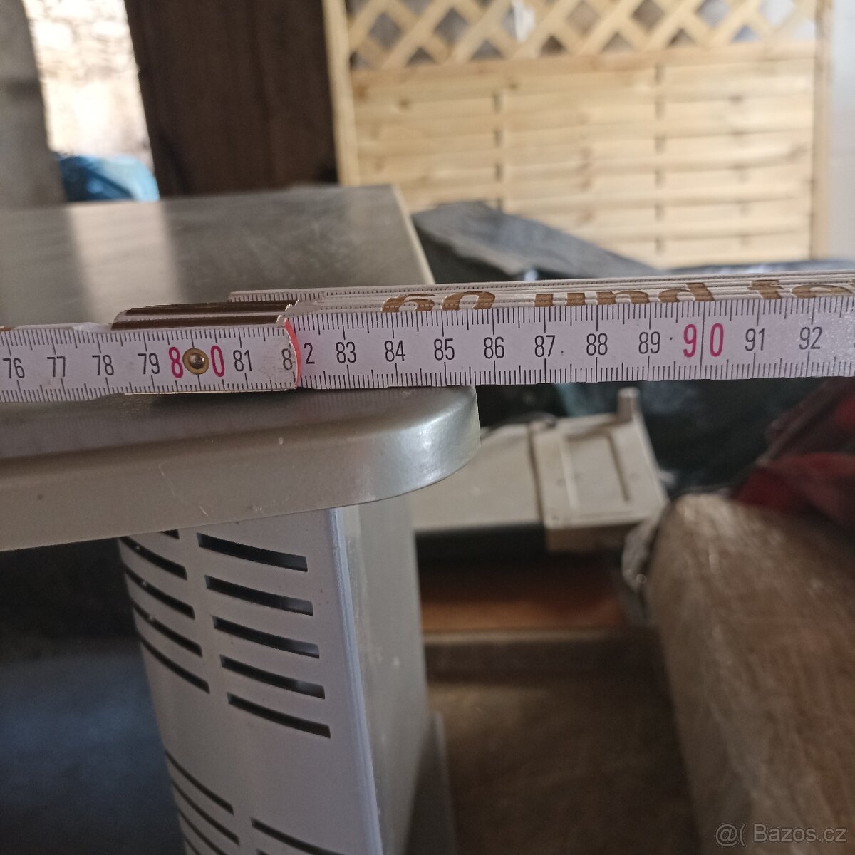 Prodám televizní stolek - SONY model - 5