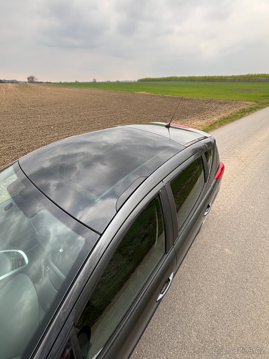 Peugeot 207sw - 5