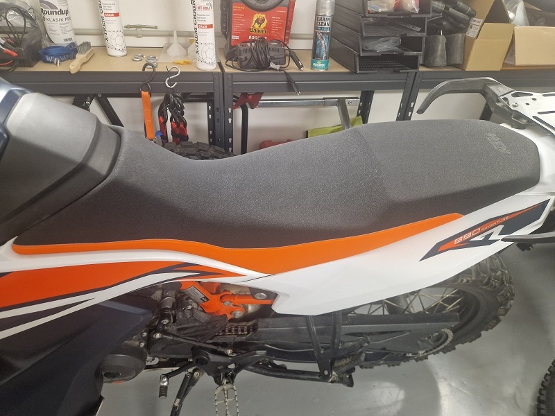 KTM 890 ADVENTURE R, r.v.2023, první majitel