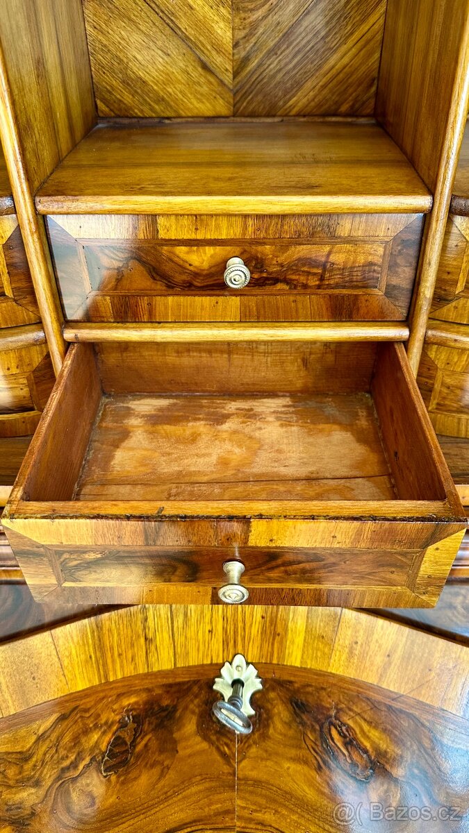 Empírová komoda a skříň - 5