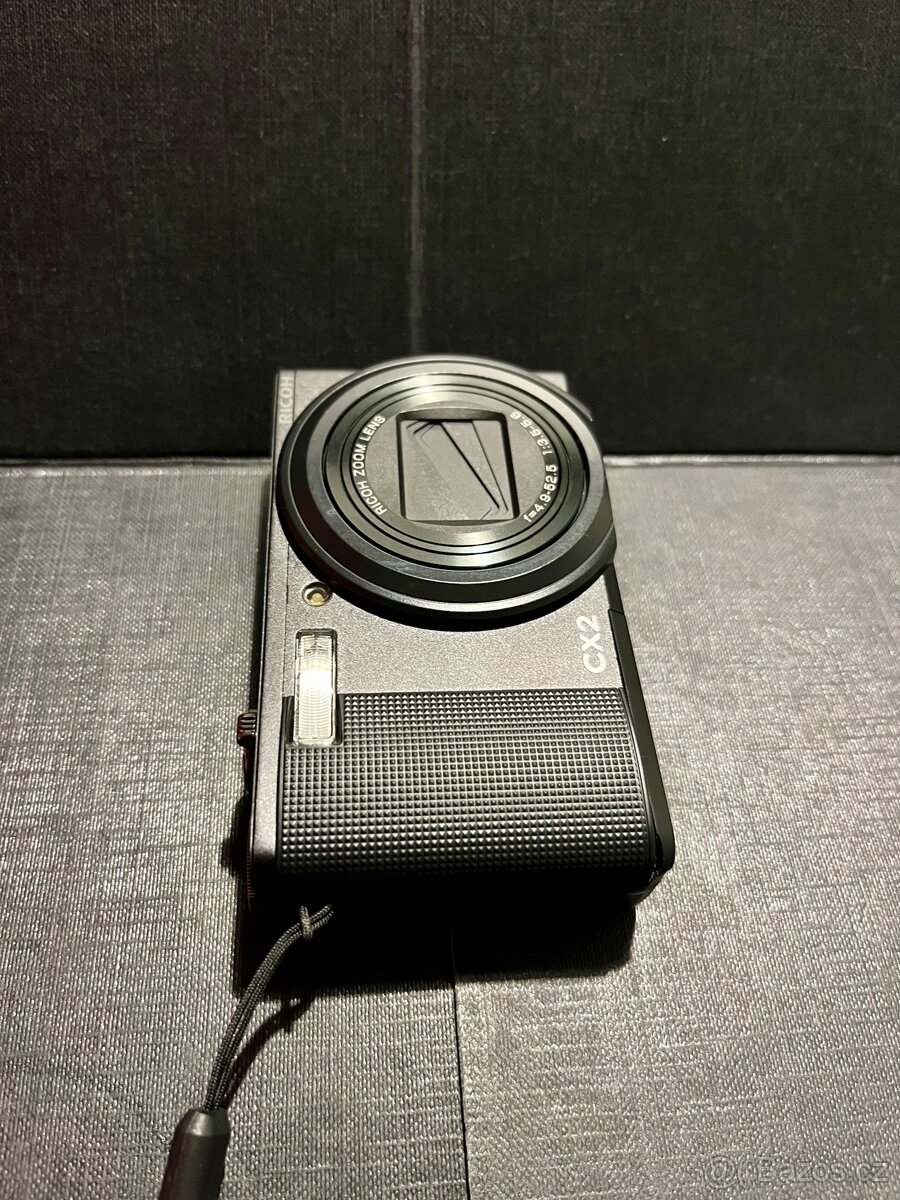 Ricoh CX2 – 9MPx, 10,7× Zoom, Makro 1 cm - 5