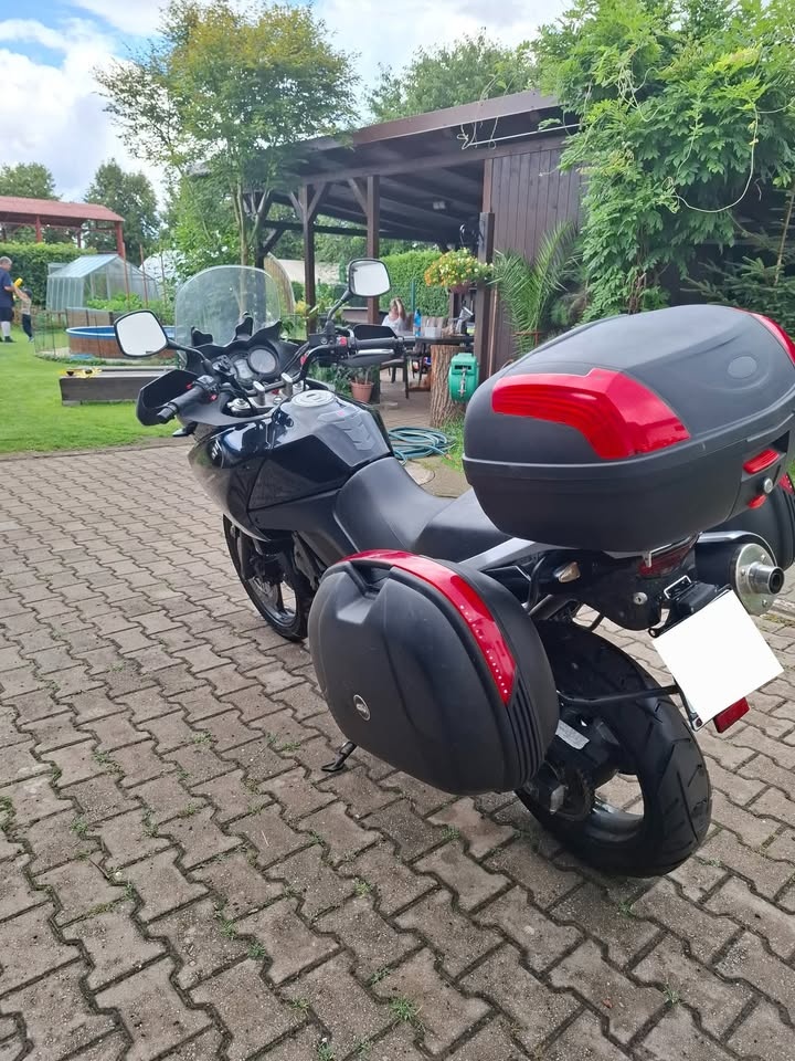 Suzuki VStrom dl650 - 5